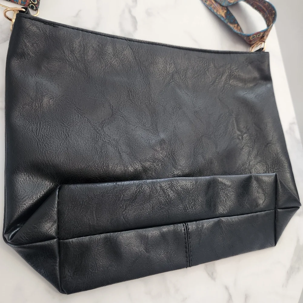 Unisex Black Pu Leather Tote Bag With Patterned Boho Strap - Picture 6 of 15